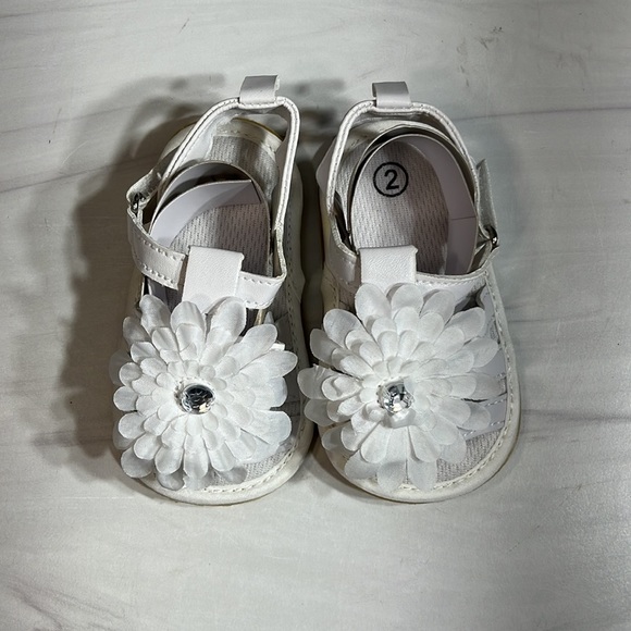 Unbranded Baby Sandals White sz 2 - Picture 6 of 8